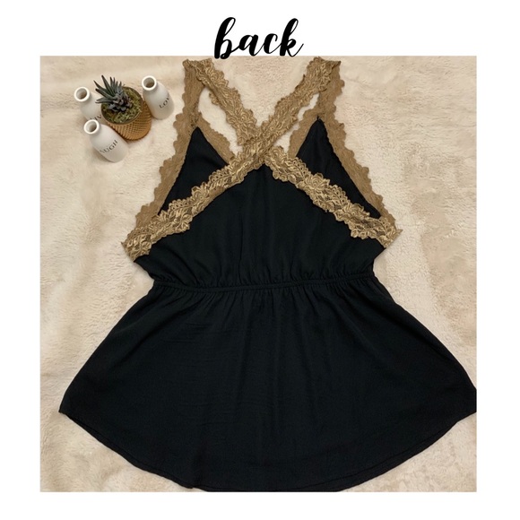 BKE Boutique Top - Picture 3 of 3